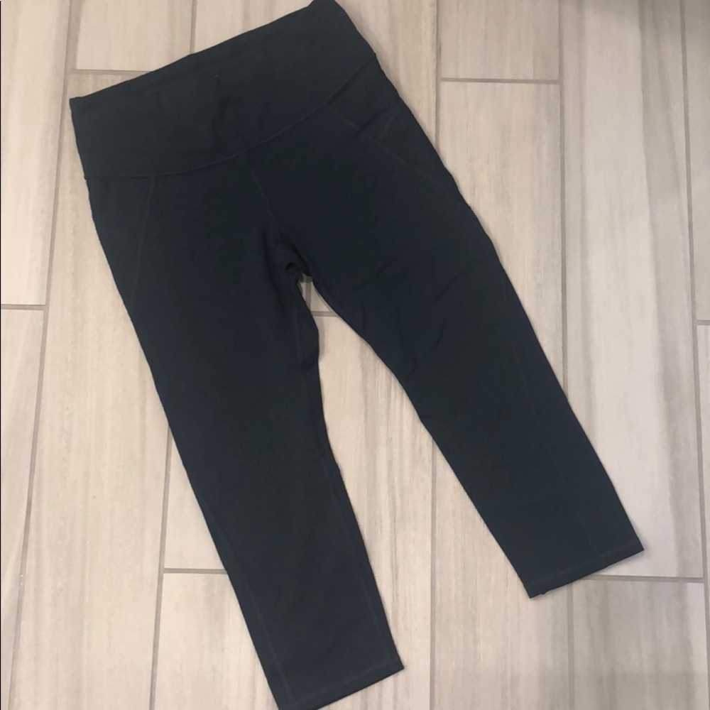Teal Athleta Cropped Leggings